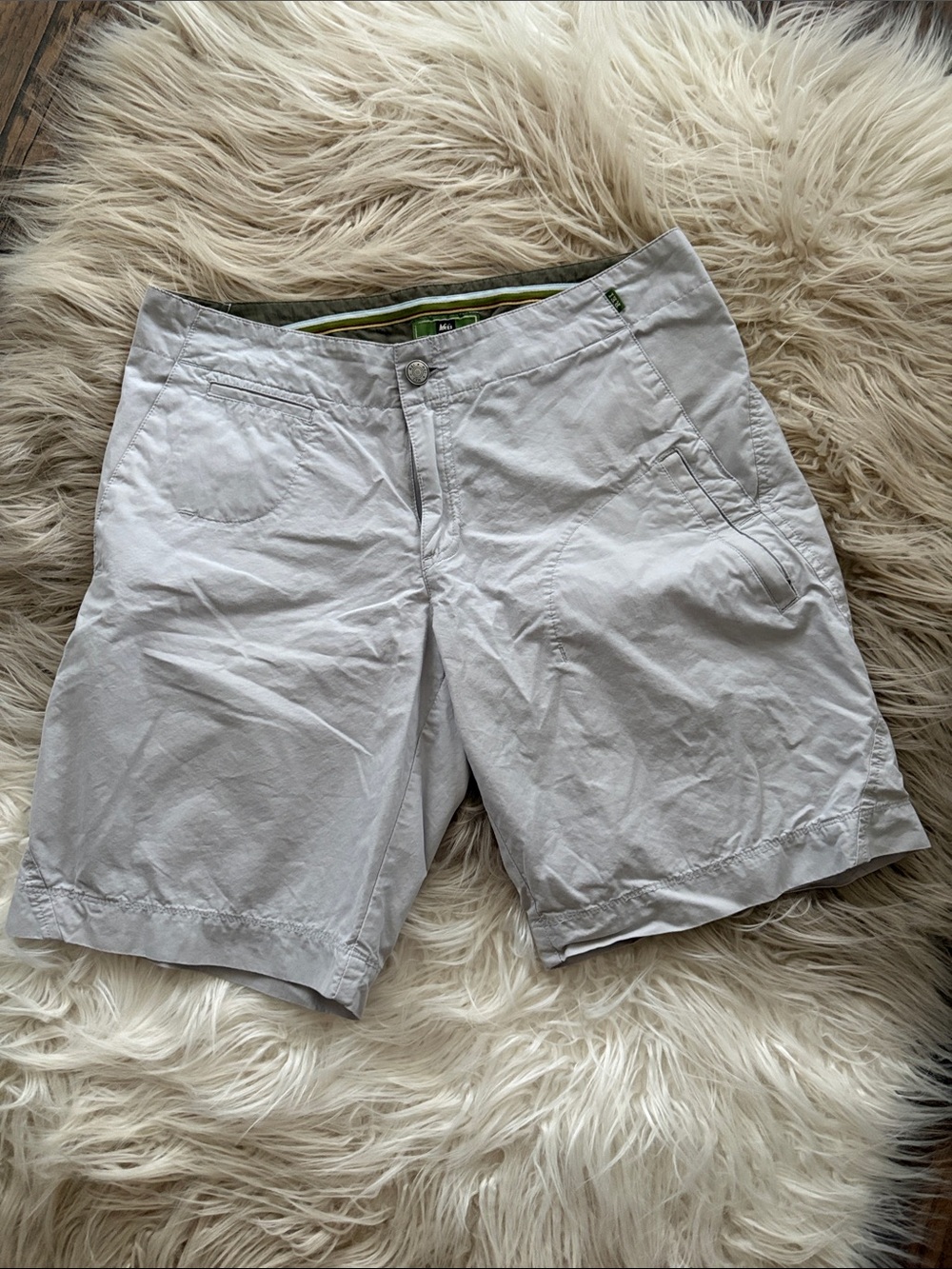 REI hiking shorts sz 6